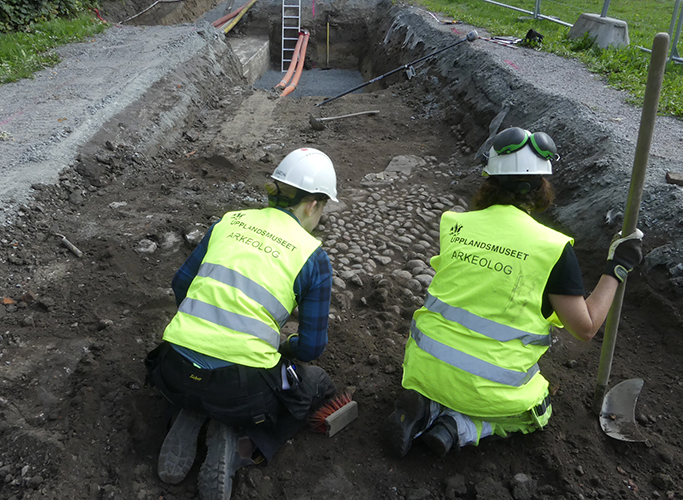 Vi söker två arkeologer