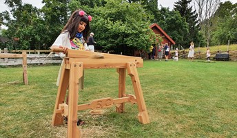 Bild för STOR SKÖRDEDAG MED MARKNAD