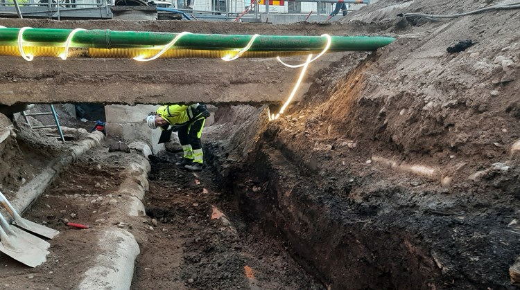 En sko med runor (!) och andra medeltida fynd från Stora torget