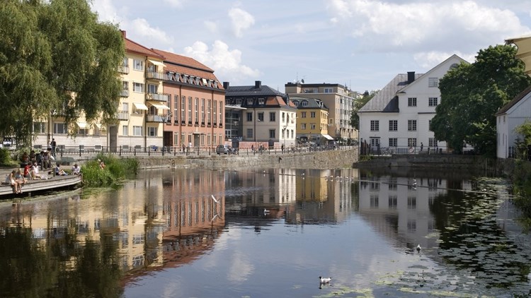 Fredagsvisning - Vårt Uppsala - fokus demokrati och rösträtt